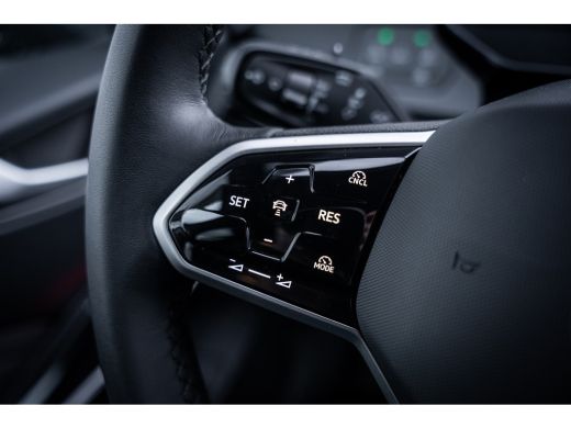 Volkswagen ID.3 Pro Business 59 kWh | Achterlichten LED, luxe uitgevoerd incl. dynamische knipperlichten | Aircon... ActivLease financial lease