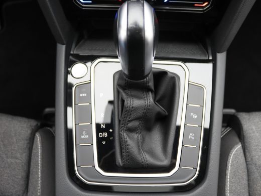 Volkswagen Passat Variant 1.4 TSI PHEV GTE Business | Achteropkomend verkeer waarschuwing | Achteruitrijcamera | Ar... ActivLease financial lease