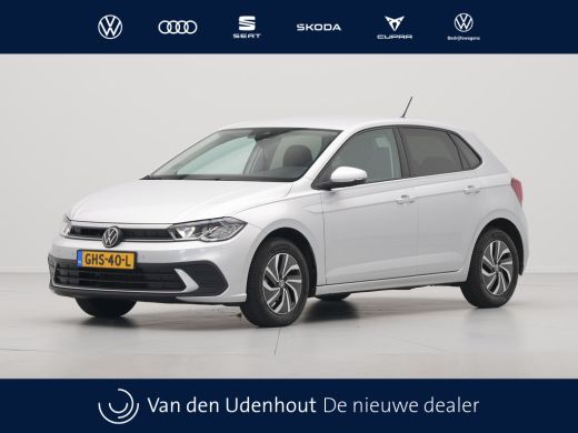 Volkswagen Polo 1.0 TSI 95pk Life Edition Navi via App Acc Pdc Camera Privacy glas Argon