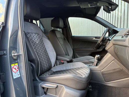 Volkswagen Tiguan 1.5 TSI R-Line Business+ | Side Assist | Keyless | 20'' | Camera | Elk. A-klep | IQ Light | Prijs... ActivLease financial lease