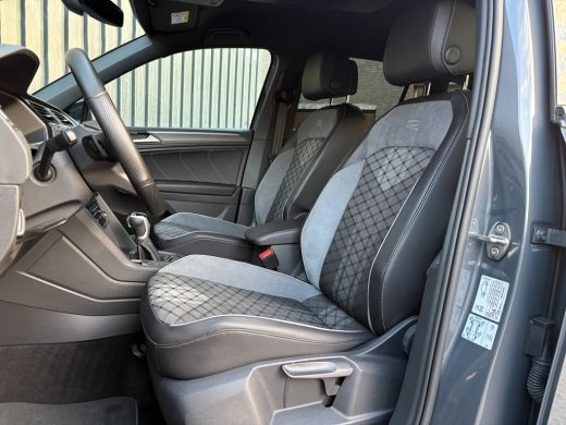 Volkswagen Tiguan 1.5 TSI R-Line Business+ | Side Assist | Keyless | 20'' | Camera | Elk. A-klep | IQ Light | Prijs... ActivLease financial lease