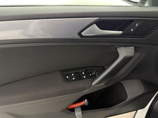 Volkswagen Tiguan 2.0 TDI | 150PK | VAN | Grijs Kenteken | Aut. | Clima | Adap. Cruise | Carplay | Navi | Parkeersens. ActivLease financial lease