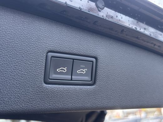 Volkswagen Tiguan Allspace 1.5 TSI Highline Business R 7p. | Pano | Leer | Trekhaak | 360 Camera | Stoelverwarming ActivLease financial lease