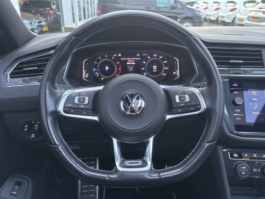 Volkswagen Tiguan Allspace 1.5 TSI Highline Business R 7p. | Pano | Leer | Trekhaak | 360 Camera | Stoelverwarming ActivLease financial lease
