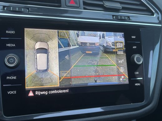 Volkswagen Tiguan Allspace 1.5 TSI Highline Business R 7p. | Pano | Leer | Trekhaak | 360 Camera | Stoelverwarming ActivLease financial lease