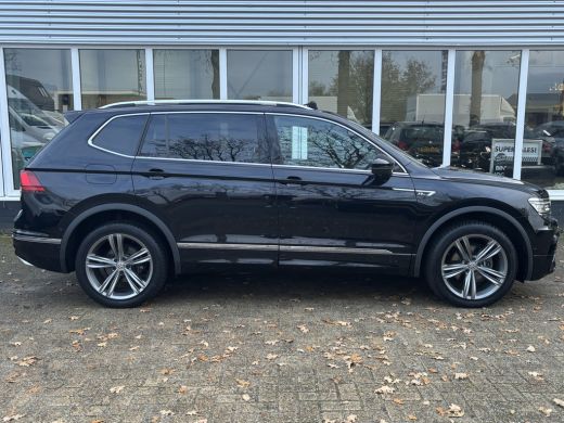 Volkswagen Tiguan Allspace 1.5 TSI Highline Business R 7p. | Pano | Leer | Trekhaak | 360 Camera | Stoelverwarming ActivLease financial lease
