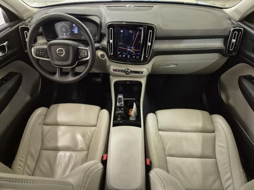 Volvo  XC40 1.5 T4 Recharge Inscription Blond Leder! | LageKM! | VolvoSelekt! | Camera | Stoel/Stuurverw. ActivLease financial lease