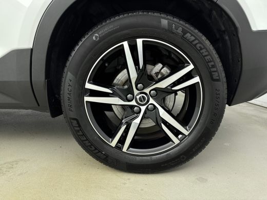 Volvo  XC40 2.0 B4 Plus Dark | Trekhaak | Reserve wiel | BLIS | Adaptive Cruiscontrol | Verwarmbare voorruit ... ActivLease financial lease