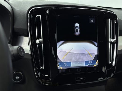 Volvo  XC40 2.0 B4 Plus Dark | Trekhaak | Reserve wiel | BLIS | Adaptive Cruiscontrol | Verwarmbare voorruit ... ActivLease financial lease