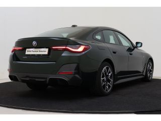 BMW i4 eDrive40 M Sport / Achteruitrijcamera / Widescreen Display / Airconditioning / Cruise Control