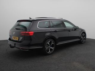 Volkswagen Passat Variant 1.4 TSI PHEV GTE Business | Achteropkomend verkeer waarschuwing | Achteruitrijcamera | Ar...