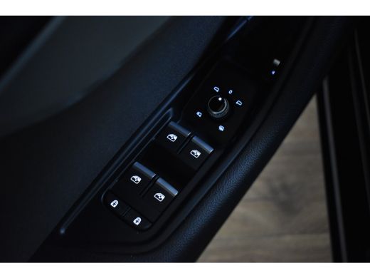 Audi A4 Avant 35 TFSI 2.0 150PK S-TRONIC PRO-LINE CARPLAY/PDC/LED ActivLease financial lease