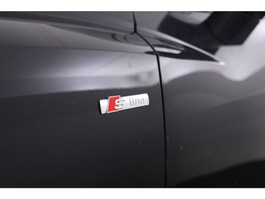 Audi Q3 45 TFSI quattro edition one Automaat, Quattro, S-Line ActivLease financial lease