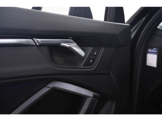 Audi Q3 45 TFSI quattro edition one Automaat, Quattro, S-Line ActivLease financial lease