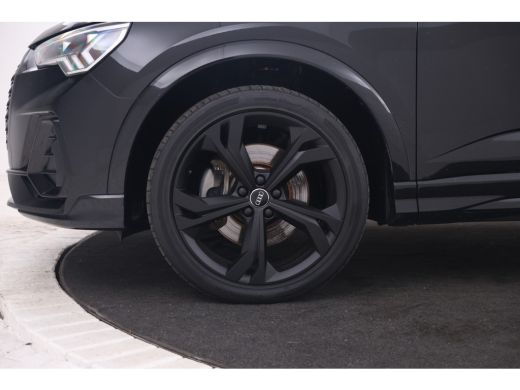 Audi Q3 45 TFSI quattro edition one Automaat, Quattro, S-Line ActivLease financial lease