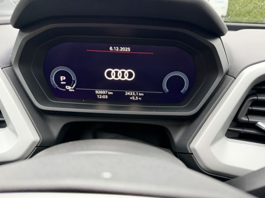 Audi Q4 e-tron 35 Launch edition 55 kWh | 170 PK | 92.639km | ActivLease financial lease