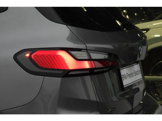 BMW 2 Serie 225e xDrive High Executive M Sport Automaat / Panoramadak / Trekhaak / Sportstoelen / M Adaptief ... ActivLease financial lease