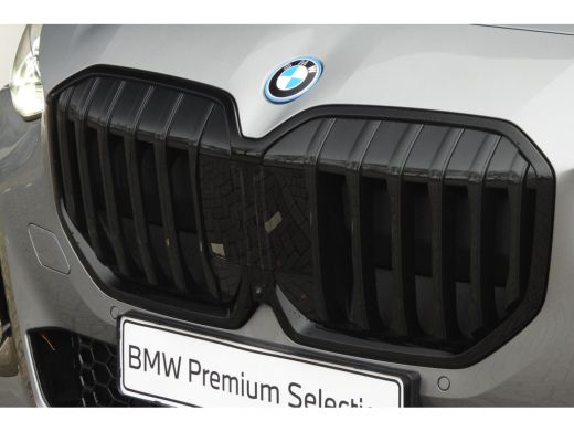 BMW 2 Serie 225e xDrive High Executive M Sport Automaat / Panoramadak / Trekhaak / Sportstoelen / M Adaptief ... ActivLease financial lease