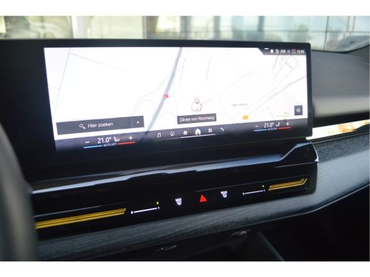 BMW 5 Serie Touring 530e M Sport Automaat / Trekhaak / M Sportonderstel / Achteruitrijcamera /  Comfort Acces... ActivLease financial lease