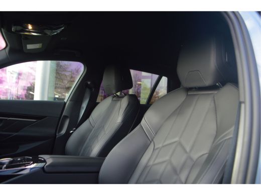 BMW 5 Serie Touring 530e M Sport Automaat / Trekhaak / M Sportonderstel / Achteruitrijcamera /  Comfort Acces... ActivLease financial lease