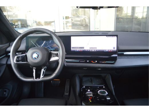 BMW 5 Serie Touring 530e M Sport Automaat / Trekhaak / M Sportonderstel / Achteruitrijcamera /  Comfort Acces... ActivLease financial lease