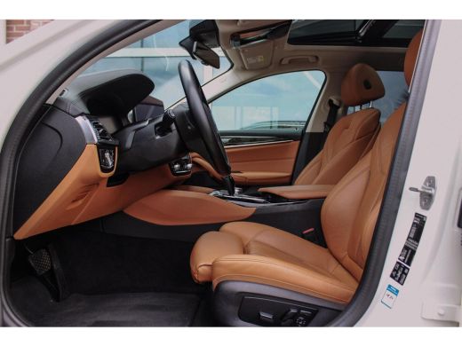 BMW 5 Serie Touring 540i G31 Facelift xDrive High Executive| 1e eigenaar | 334 pk | Dakraam | LED |DAB | Carp... ActivLease financial lease