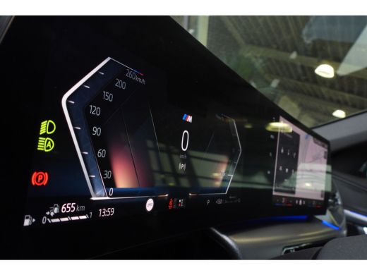 BMW X1 xDrive30e High Executive M Sport Automaat / Panoramadak / Trekhaak / Sportstoelen / M Adaptief on... ActivLease financial lease