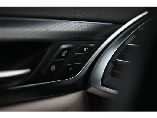 BMW X3 xDrive30e High Executive M Sport Automaat / Panoramadak / Sportstoelen / Achteruitrijcamera / Com... ActivLease financial lease