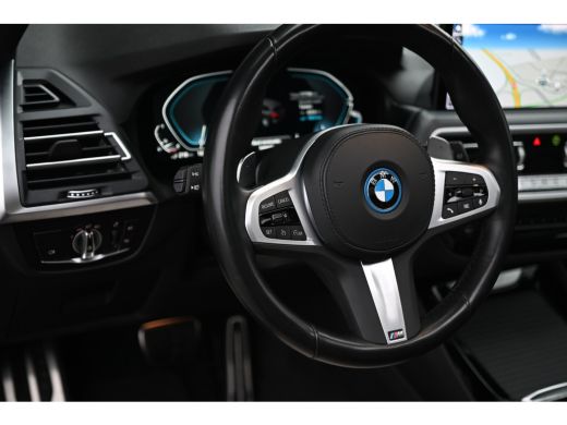 BMW X3 xDrive30e High Executive M Sport Automaat / Panoramadak / Sportstoelen / Achteruitrijcamera / Com... ActivLease financial lease