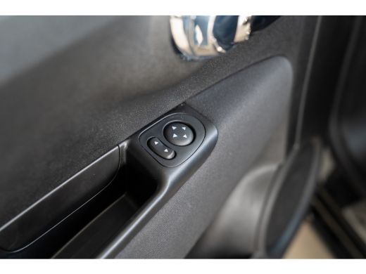 Fiat 500C 1.0 Hybrid Dolcevita Finale | Parkeersensoren | Apple Carplay & Android Auto | Airco | Cruise Con... ActivLease financial lease