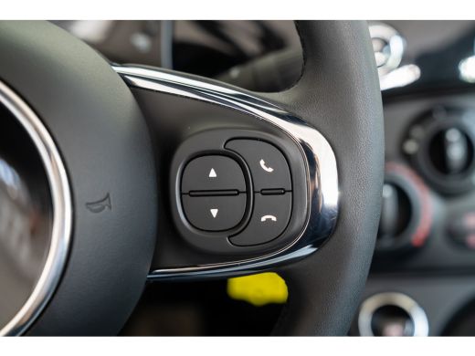 Fiat 500C 1.0 Hybrid Dolcevita Finale | Parkeersensoren | Apple Carplay & Android Auto | Airco | Cruise Con... ActivLease financial lease