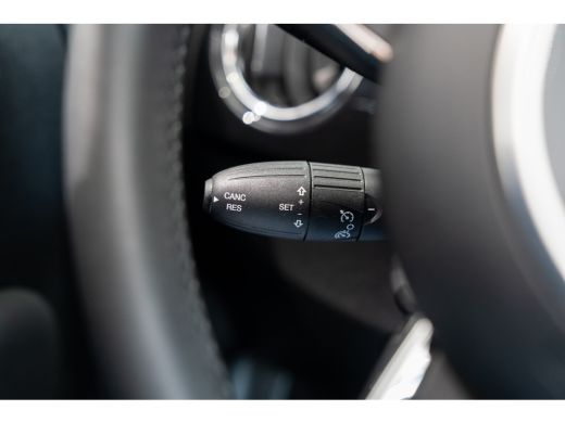 Fiat 500C 1.0 Hybrid Dolcevita Finale | Parkeersensoren | Apple Carplay & Android Auto | Airco | Cruise Con... ActivLease financial lease