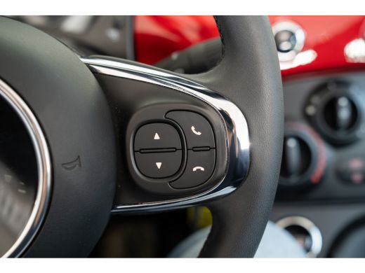 Fiat 500C 1.0 Hybrid | Parkeersensoren | Apple Carplay & Android Auto | Cruise Controle | Airco | Elektrisc... ActivLease financial lease