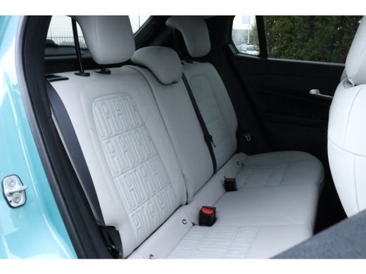 Fiat 600 1.2 Hybrid La Prima | Adapt. Cruise | Stoelverwarming | Massage | Carplay | Leder | Elektr. klep ... ActivLease financial lease