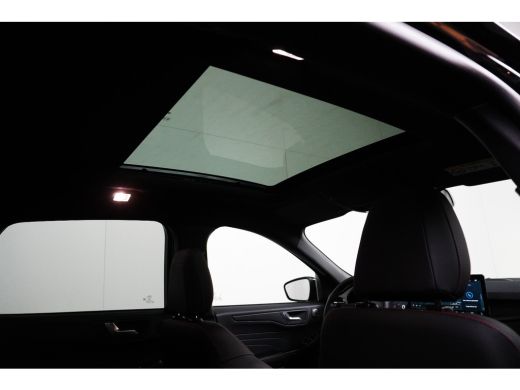 Ford Kuga 2.5 PHEV ST-Line X | Alle opties! | Pano | Elek. Trekhaak | Matrix LED | Head-up | 19'' ActivLease financial lease