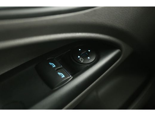 Ford Transit Connect 1.5 EcoBlue 100PK | Clima | Camera | Cruise | Carplay | 3-Zits | Trekh. | Navi | Parkeersens. ActivLease financial lease