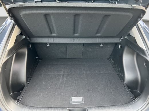 Hyundai Kona 1.6 GDI 141pk HEV Comfort | Camera | Draadloos carplay | Climate control | Adaptive cruise contro... ActivLease financial lease