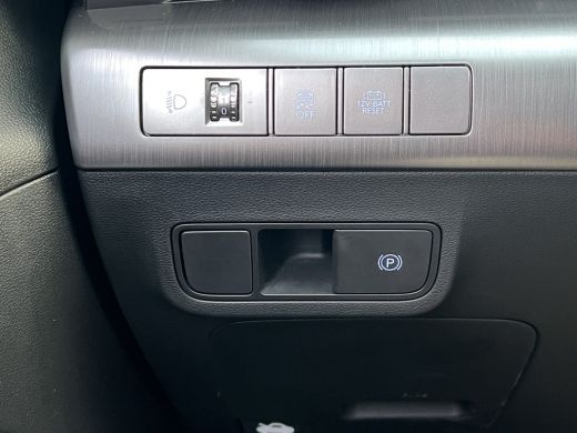 Hyundai Kona 1.6 GDI 141pk HEV Comfort | Camera | Draadloos carplay | Climate control | Adaptive cruise contro... ActivLease financial lease