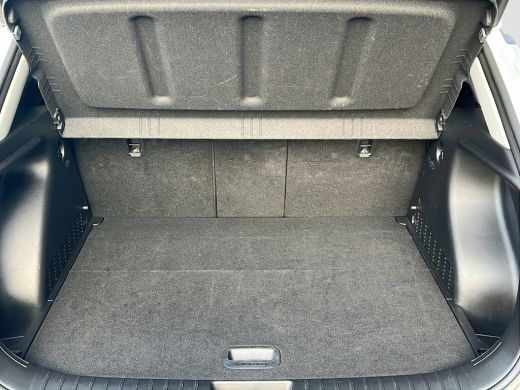 Hyundai Kona 1.6 GDI 141pk HEV Comfort Smart | Camera | Draadloos carplay | Climate control | Adaptive cruise ... ActivLease financial lease