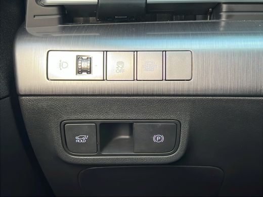 Hyundai Kona 1.6 GDI 141pk HEV Comfort Smart | Camera | Draadloos carplay | Climate control | Adaptive cruise ... ActivLease financial lease