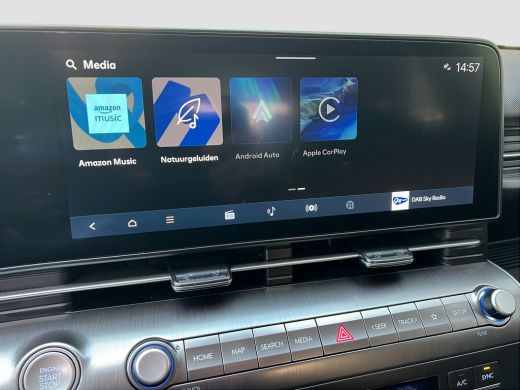 Hyundai Kona 1.6 GDI 141pk HEV Comfort Smart | Camera | Draadloos carplay | Climate control | Adaptive cruise ... ActivLease financial lease