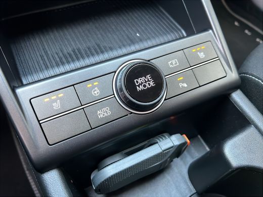 Hyundai Kona 1.6 GDI 141pk HEV Comfort Smart | Camera | Draadloos carplay | Climate control | Adaptive cruise ... ActivLease financial lease