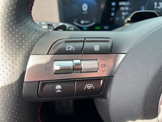 Hyundai Kona 1.6 GDI 141pk HEV N-Line | Premium audio | 360 camera | Bestuurdersstoel met geheugen | Adaptive ... ActivLease financial lease