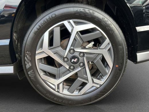 Hyundai Kona 1.6 GDI 141pk HEV N-Line | Premium audio | 360 camera | Bestuurdersstoel met geheugen | Adaptive ... ActivLease financial lease