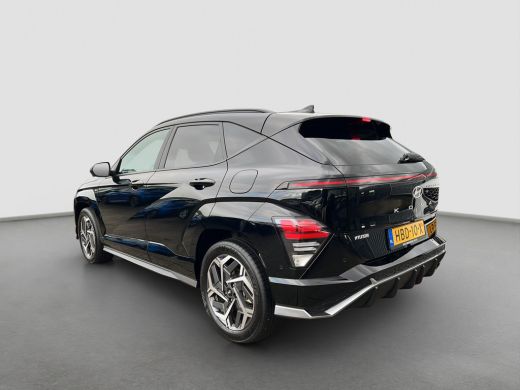 Hyundai Kona 1.6 GDI 141pk HEV N-Line | Premium audio | 360 camera | Bestuurdersstoel met geheugen | Adaptive ... ActivLease financial lease