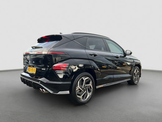 Hyundai Kona 1.6 GDI 141pk HEV N-Line | Premium audio | 360 camera | Bestuurdersstoel met geheugen | Adaptive ... ActivLease financial lease