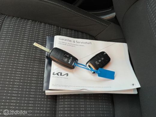 Kia Stonic 1.0 T-GDI MHEV Automaat DynamicLine Hoge instap, Stoel & stuur verwarming , Velgen, Carplay, Came... ActivLease financial lease