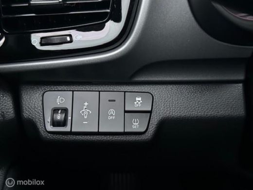Kia Stonic 1.0 T-GDI MHEV Automaat DynamicLine Hoge instap, Stoel & stuur verwarming , Velgen, Carplay, Came... ActivLease financial lease