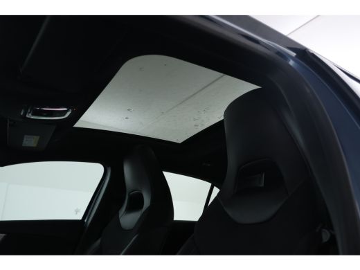 Mercedes-Benz A-Klasse 200 Business Solution AMG Upgrade Automaat, Panorama, ActivLease financial lease