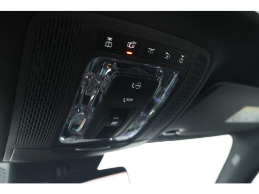 Mercedes-Benz A-Klasse 200 Business Solution AMG Upgrade Automaat, Panorama, ActivLease financial lease